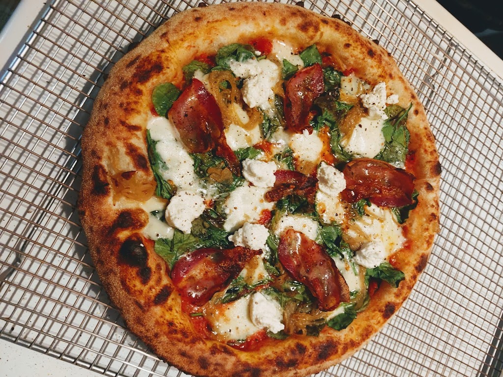 Graffito Pizza | 502A 8 Ave, Fernie, BC V0B 1M0, Canada | Phone: (250) 946-7550