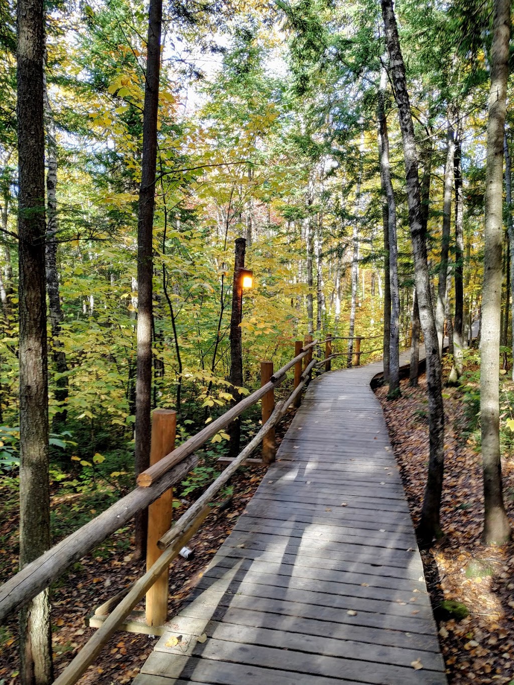Geos Spa Sacacomie | 4000 Chemin Yvon-Plante, Saint-Alexis-des-Monts, QC J0K 1V0, Canada | Phone: (877) 865-4367