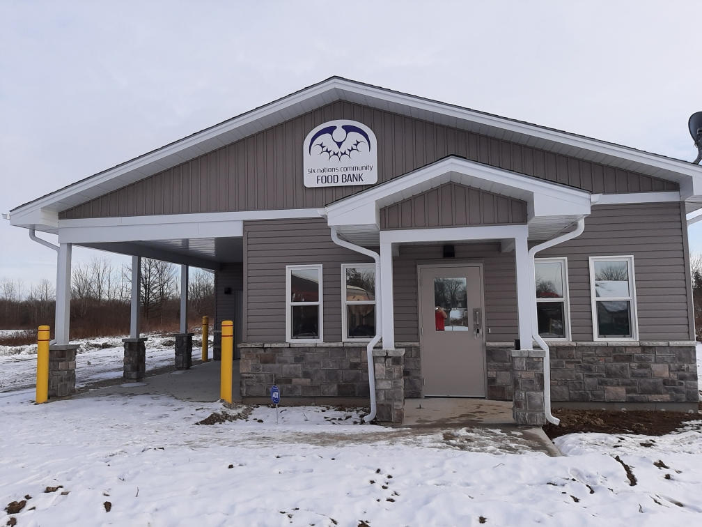 Six Nations Community Food Bank | 20 Cao Ln, Ohsweken, ON N0A 1M0, Canada | Phone: (519) 771-0025