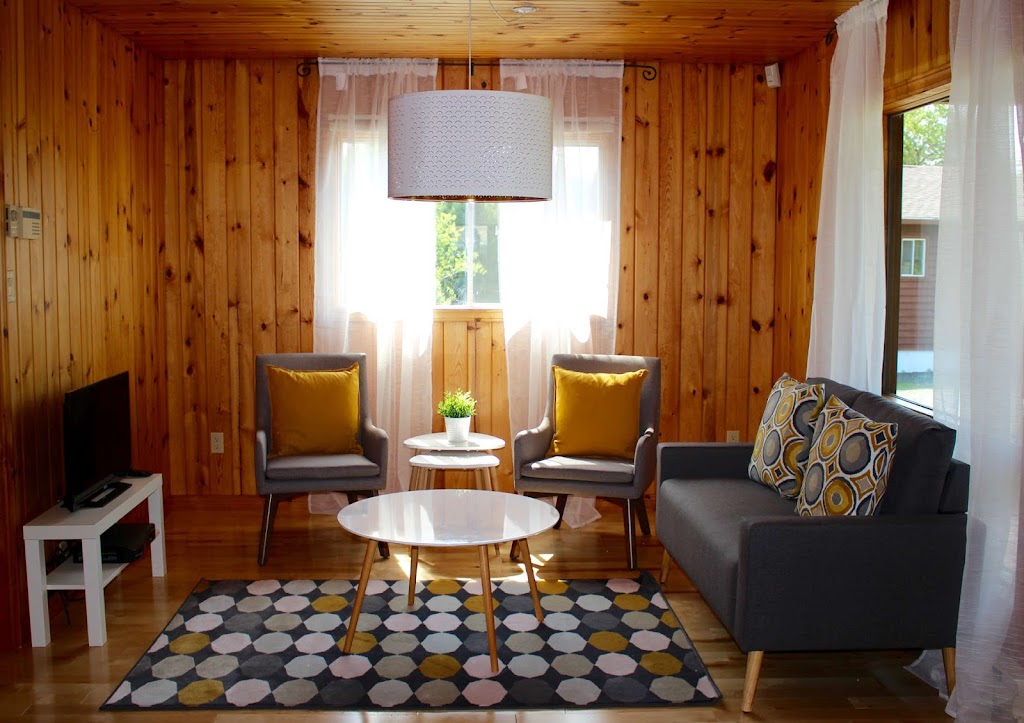 1 & Only Riverside Accommodations | 63 Cottage Dr, Sable River, NS B0T 1V0, Canada | Phone: (902) 656-3071