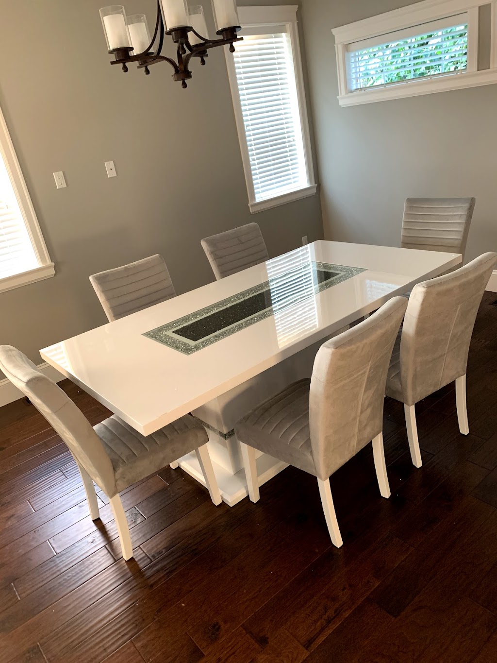 Marousk Handyman | 711 14th St W, North Vancouver, BC V7P 3B1, Canada | Phone: (604) 600-4782