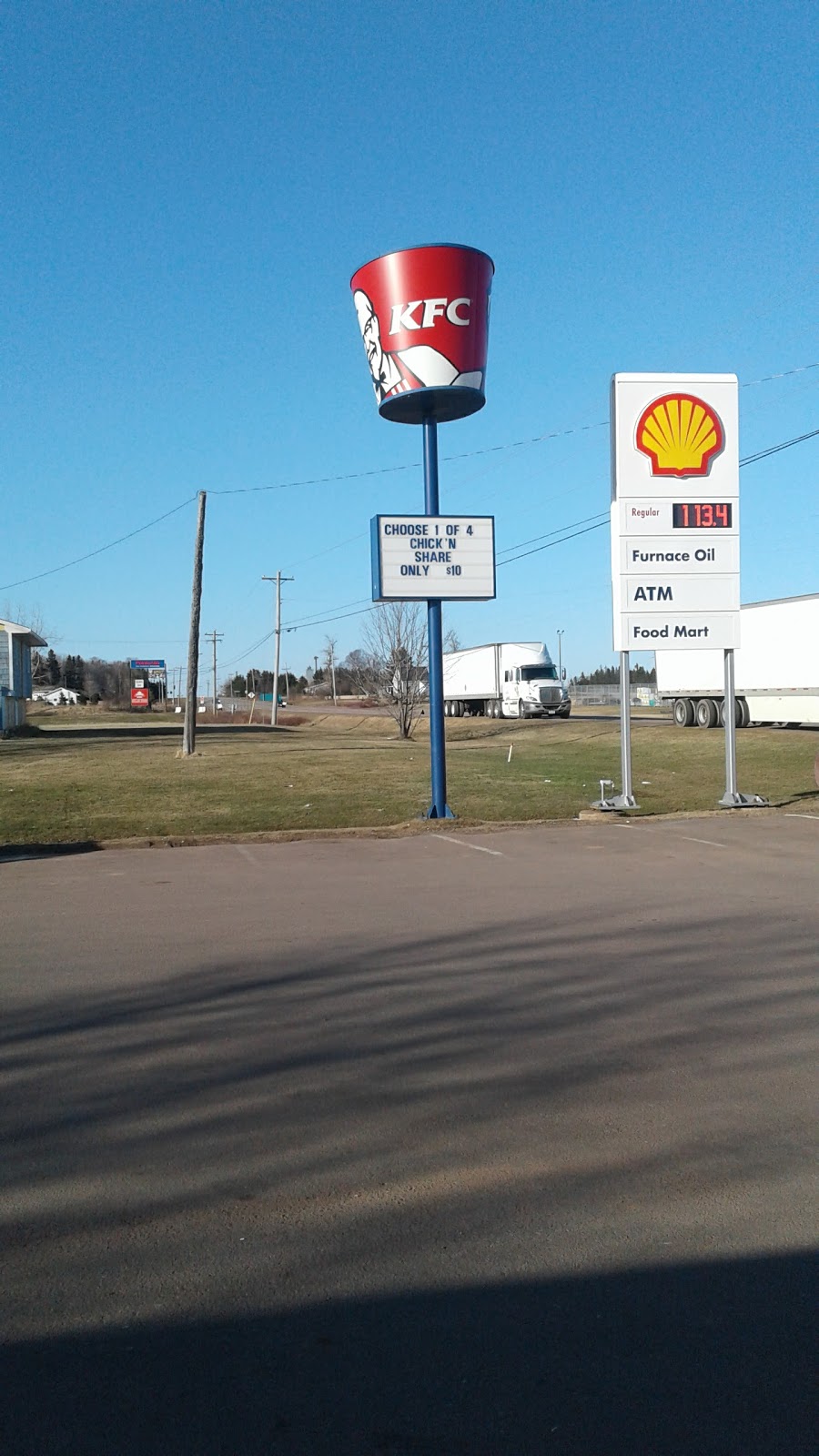 KFC | 38459 Western Hwy, Bloomfield, PE C0B 1E0, Canada | Phone: (902) 859-1474
