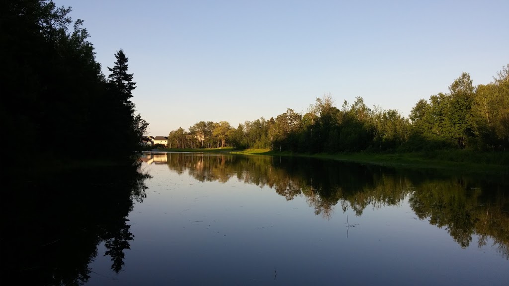 Lake Claude Park | 1061 Rue de la Canardière, Saint-Jérôme, QC J5L 0B3, Canada | Phone: (450) 431-1239