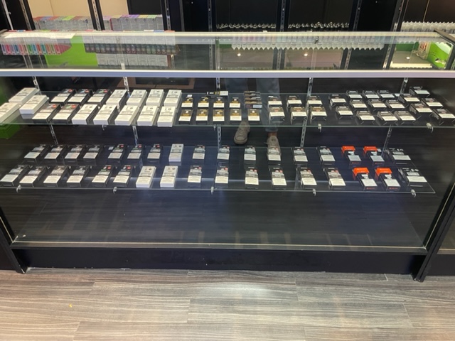 Orleans Vape | 6477 Jeanne DArc Blvd N, Orléans, ON K1C 2R1, Canada | Phone: (613) 590-2112