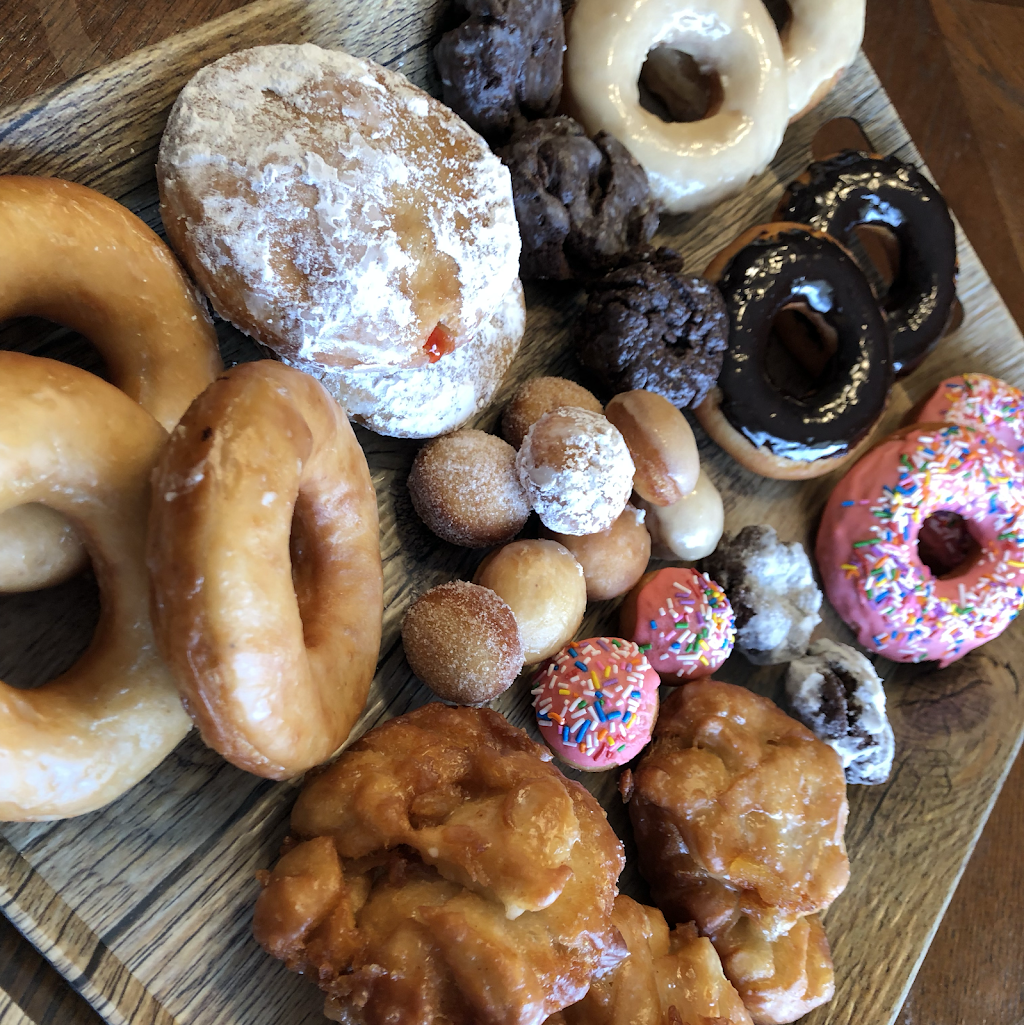 Mmm Donuts • Café & Bakery | 240 Bayview Dr unit 11, Barrie, ON L4N 4Y8, Canada | Phone: (705) 733-9000