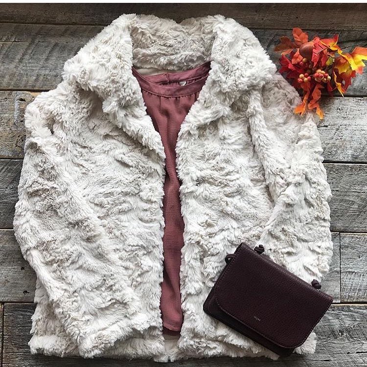 injoy Boutique | 15263 Yonge St, Aurora, ON L4G 1N5, Canada | Phone: (905) 727-8419