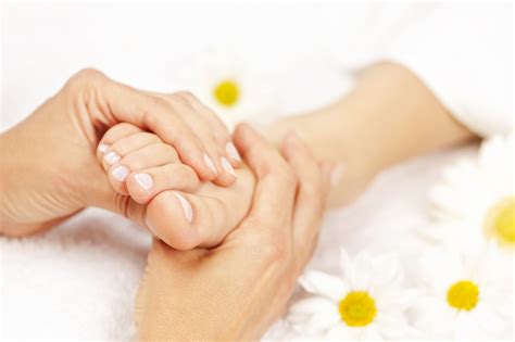Foot massage and reflexology | 3519 Innes Rd, Orléans, ON K1C 1T1, Canada | Phone: (613) 841-1110