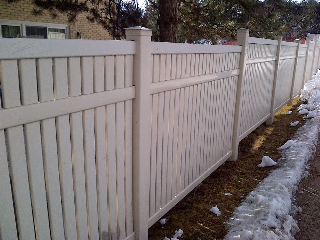 Maximum Fence Incorporated | 395 Second Rd E, Stoney Creek, ON L8J 3J1, Canada | Phone: (905) 662-0090