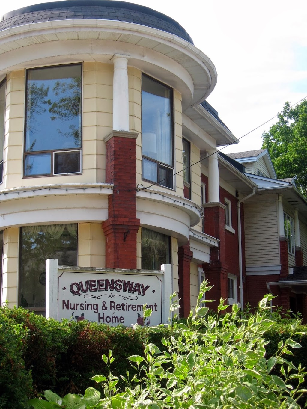 Queensway Nursing and Retirement Home | Bluewater, ON N0M 2G0, Canada | Phone: (519) 262-2138