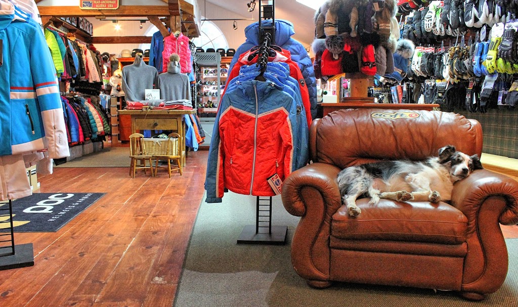 Boutique De Ski Daniel Lachance | 2245 Chem. du Village, Mont-Tremblant, QC J8E 1E9, Canada | Phone: (819) 425-8985
