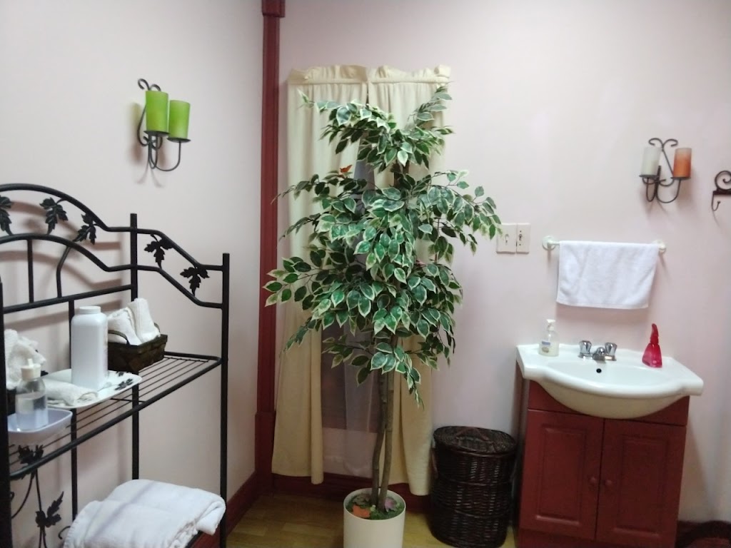 Massage letoile magique | 2120 Av Francis-Hughes, Laval, QC H7S 1N7, Canada | Phone: (450) 668-3222