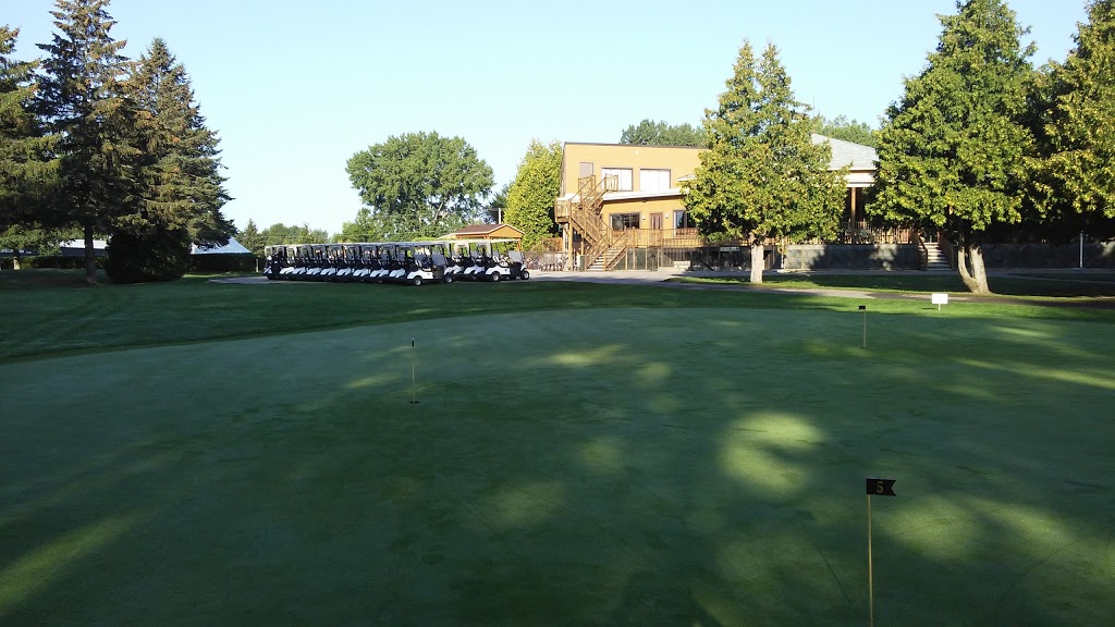 Club de Golf Saint-François | 3000 Boulevard des Mille-Îles, Laval, QC H7J 1G1, Canada | Phone: (450) 666-1062