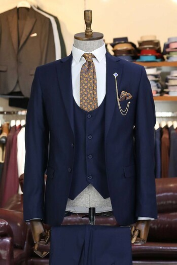 BLESS THEE FASHION INC | Ninga Rd NW, Calgary, AB T2K 2P2, Canada | Phone: (403) 993-0333