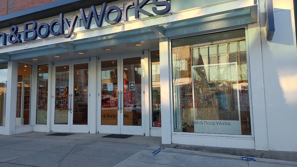 Bath & Body Works | 1090 Karl Fraser Road, Don Mills Rd., North York, ON M3C 3R6, Canada | Phone: (416) 385-2802