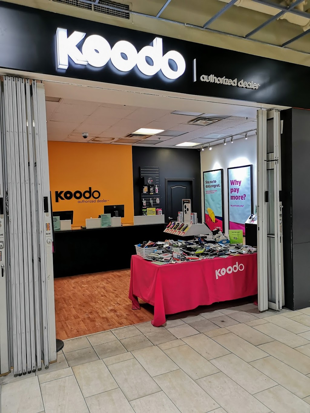 Koodo Mobile | 1911 Finch Ave W #18a, North York, ON M3N 2V2, Canada | Phone: (647) 765-6000