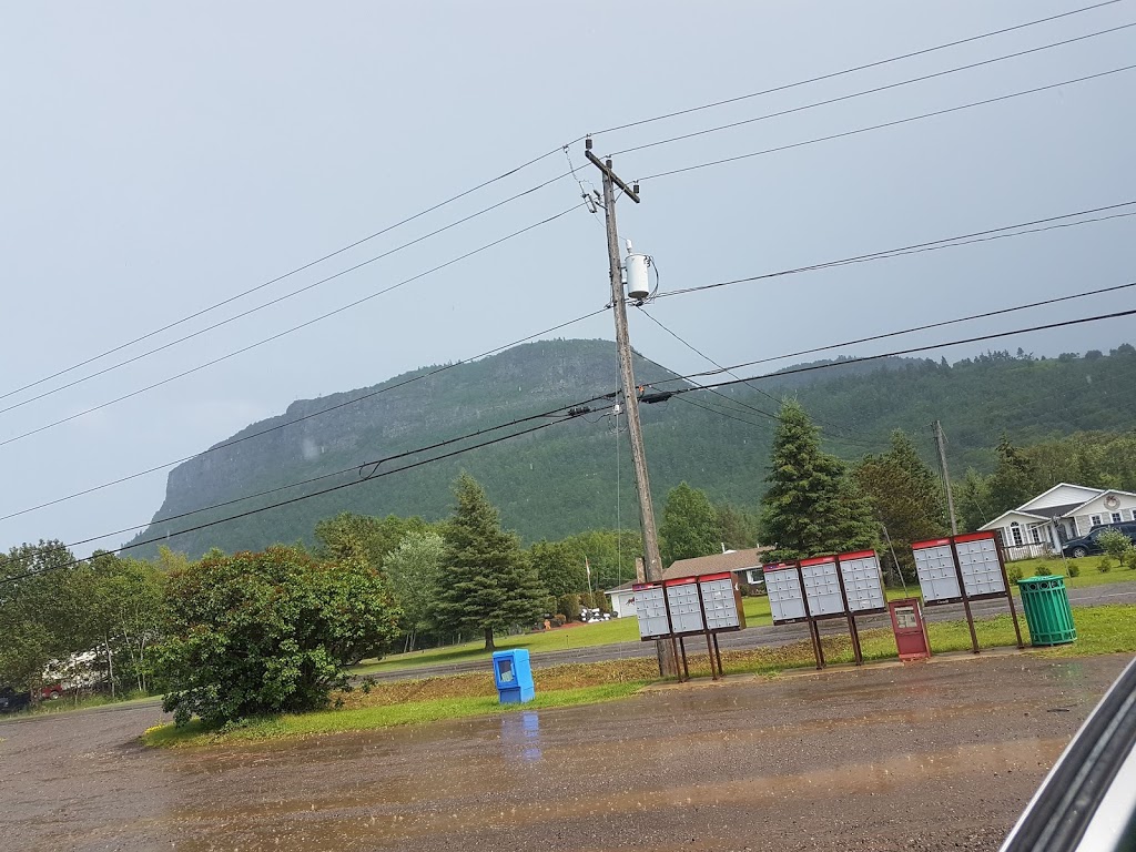 Totem Trailer Park | 1055 Chippewa Rd, Thunder Bay, ON P7J 1J1, Canada | Phone: (807) 983-2176