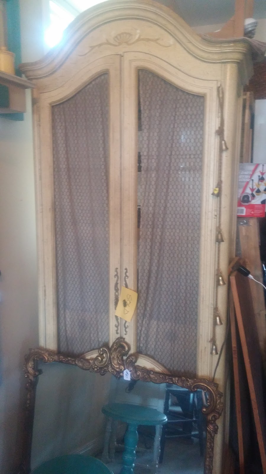 KCs Upscale Garage Sale | 4573 Fairgrounds Rd, Orillia, ON L3V 6H2, Canada | Phone: (905) 442-5091