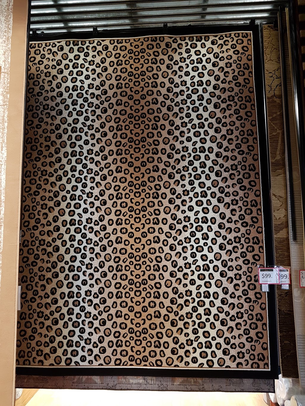 Area Rug Shop | 1 King St, Barrie, ON L4N 6B5, Canada | Phone: (705) 726-2600