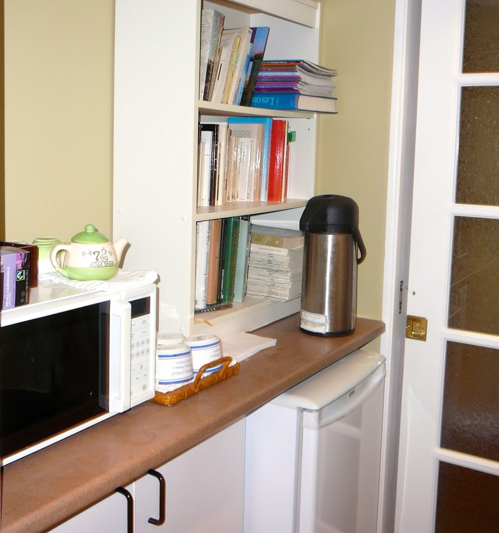 Bed & Breakfast La Bedondaine | 912 MADELEINE-DE VERCHÈRES AVE, Québec, QC G1S 4K7, Canada | Phone: (418) 681-0783