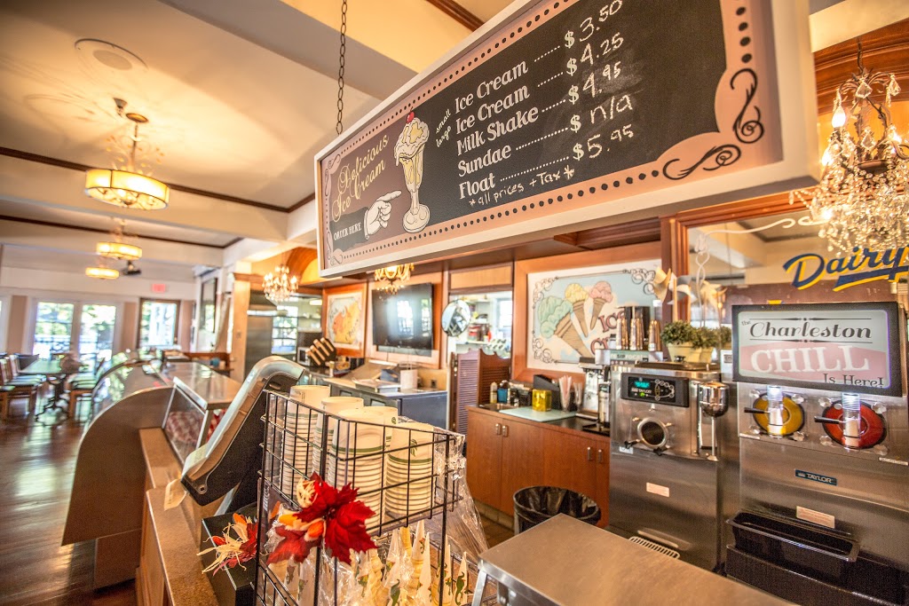Ice Cream Parlour | 6501 Deer Lake Ave, Burnaby, BC V5G 3T6, Canada | Phone: (604) 297-4565