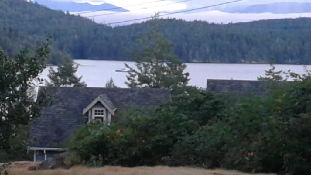 Moonlit Cove BB | 5219 Sooke Rd, Sooke, BC V9Z 1J6, Canada | Phone: (250) 642-2278