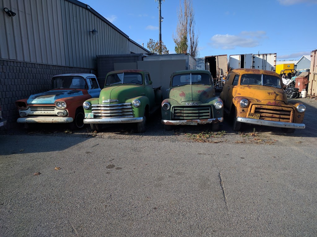 Bills Truck Shop | 1682 Baseline Rd, Courtice, ON L1E 2S7, Canada | Phone: (905) 725-3460