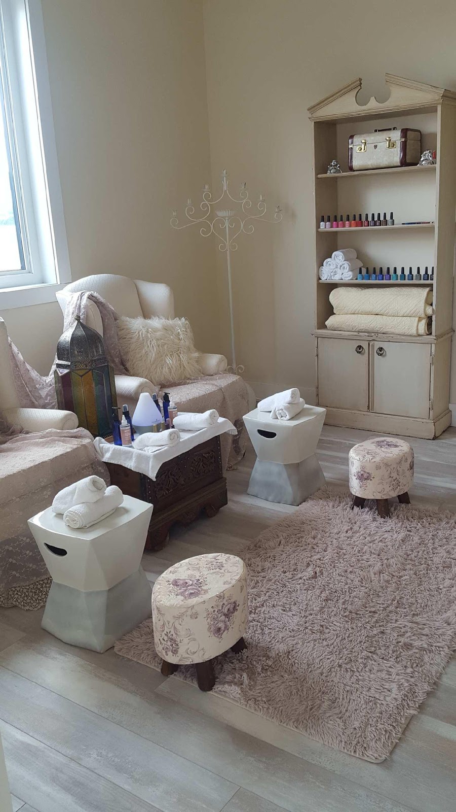 AVICII Day Spa and Boutique Lumsden | Lumsden, SK S0G 3C0, Canada | Phone: (306) 761-2212