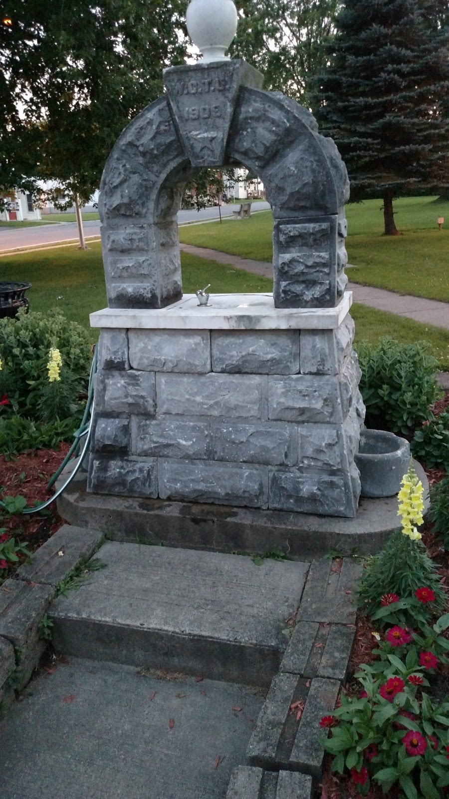 W.C.T.U. Fountain | 110 Lake St, Rouses Point, NY 12979, USA
