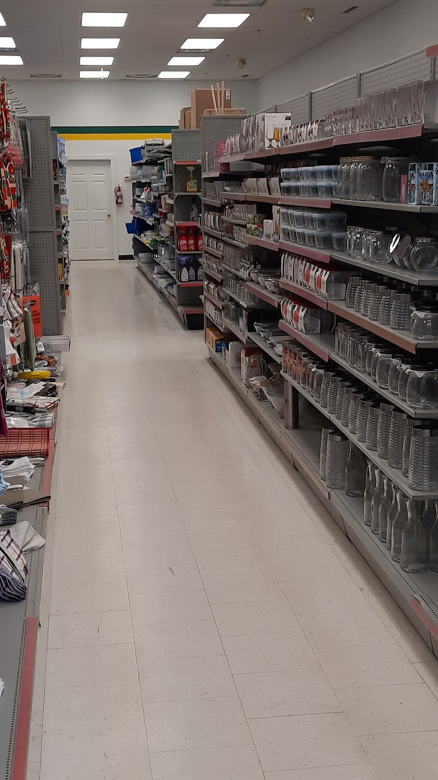 Dollar Stop | 711 Philip Pl, Kincardine, ON N2Z 2E3, Canada | Phone: (519) 396-5900