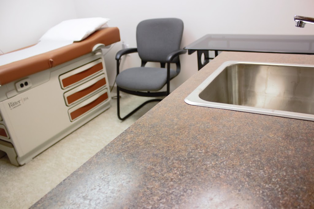 Archibald Medical Centre | 662 Elizabeth Rd, Winnipeg, MB R2J 1A4, Canada | Phone: (204) 505-3058