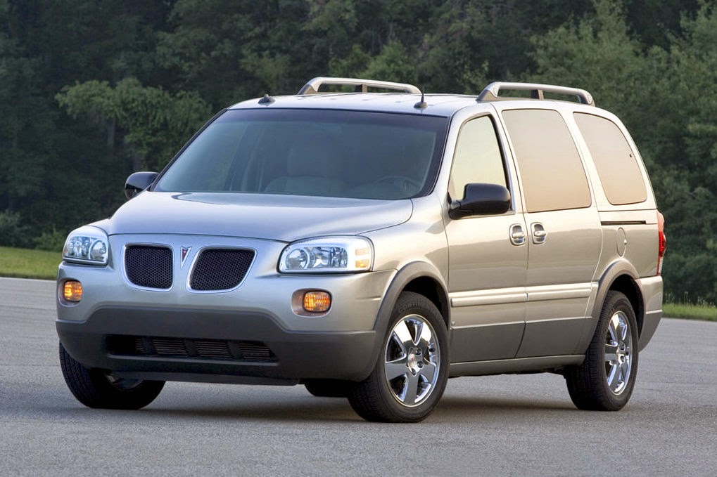 Wiki Car and Truck Rental - Toronto | 640 Dixon Rd, Toronto, ON M9W 1J1, Canada | Phone: (416) 536-8513