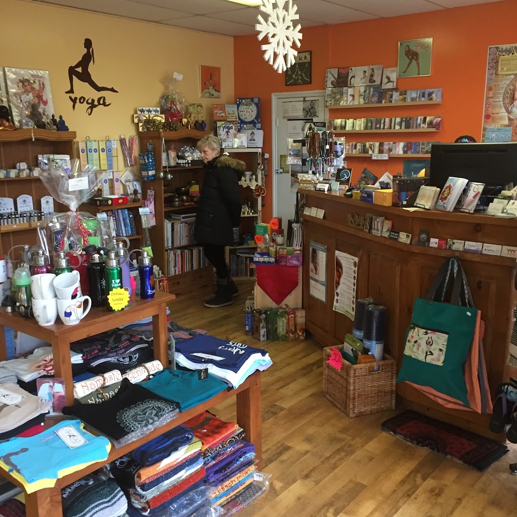 La Yogaterie | 64B Rue Saint-Laurent, Saint-Eustache, QC J7P 1W2, Canada | Phone: (450) 983-7202