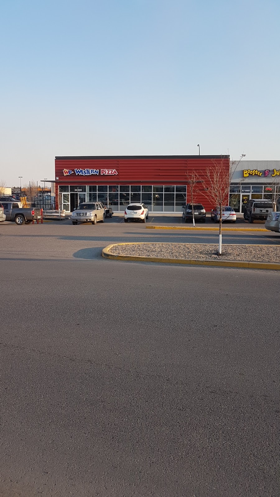 Western Pizza | 4400 Rochdale Blvd a8, Regina, SK S4X 4N9, Canada | Phone: (306) 924-2121