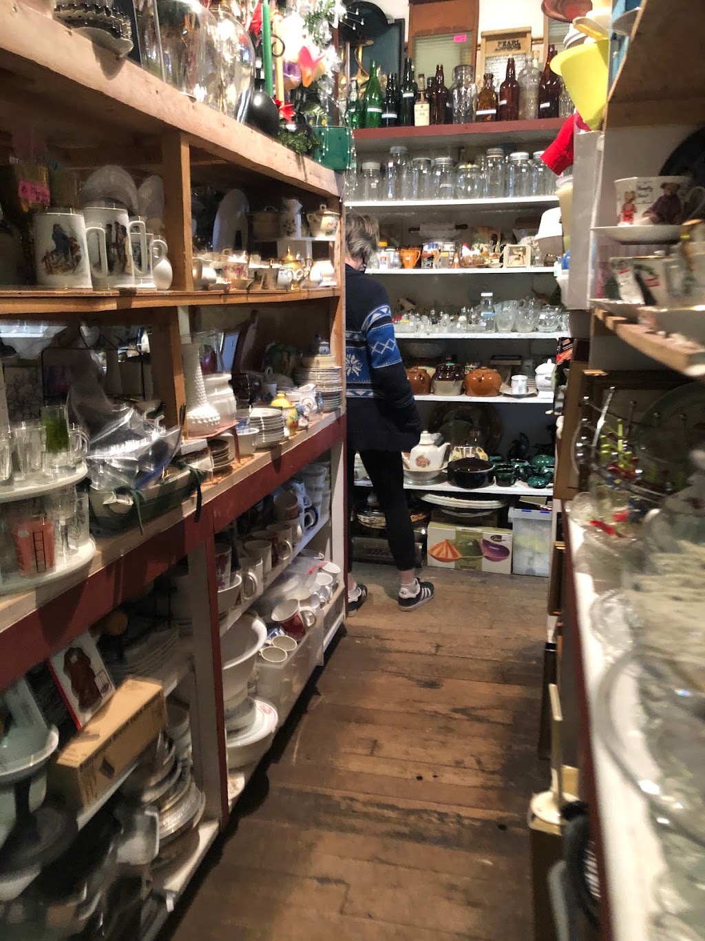 Halkirk Snack Shack | Main St, Halkirk, AB T0C 1M0, Canada | Phone: (403) 884-2008