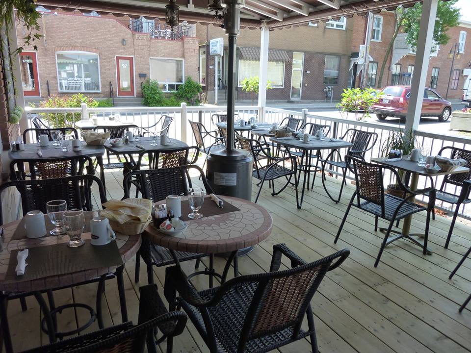 Kaffe Inn Traiteur | 1785 Rue Saint Calixte, Plessisville, QC G6L 1R4, Canada | Phone: (819) 362-8769