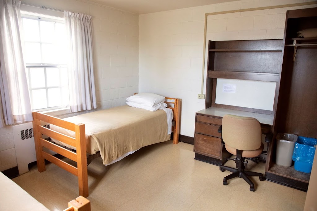 FX Hall Residences | 6011 Varsity Cir, Antigonish, NS B2G 2W5, Canada | Phone: (902) 305-4592