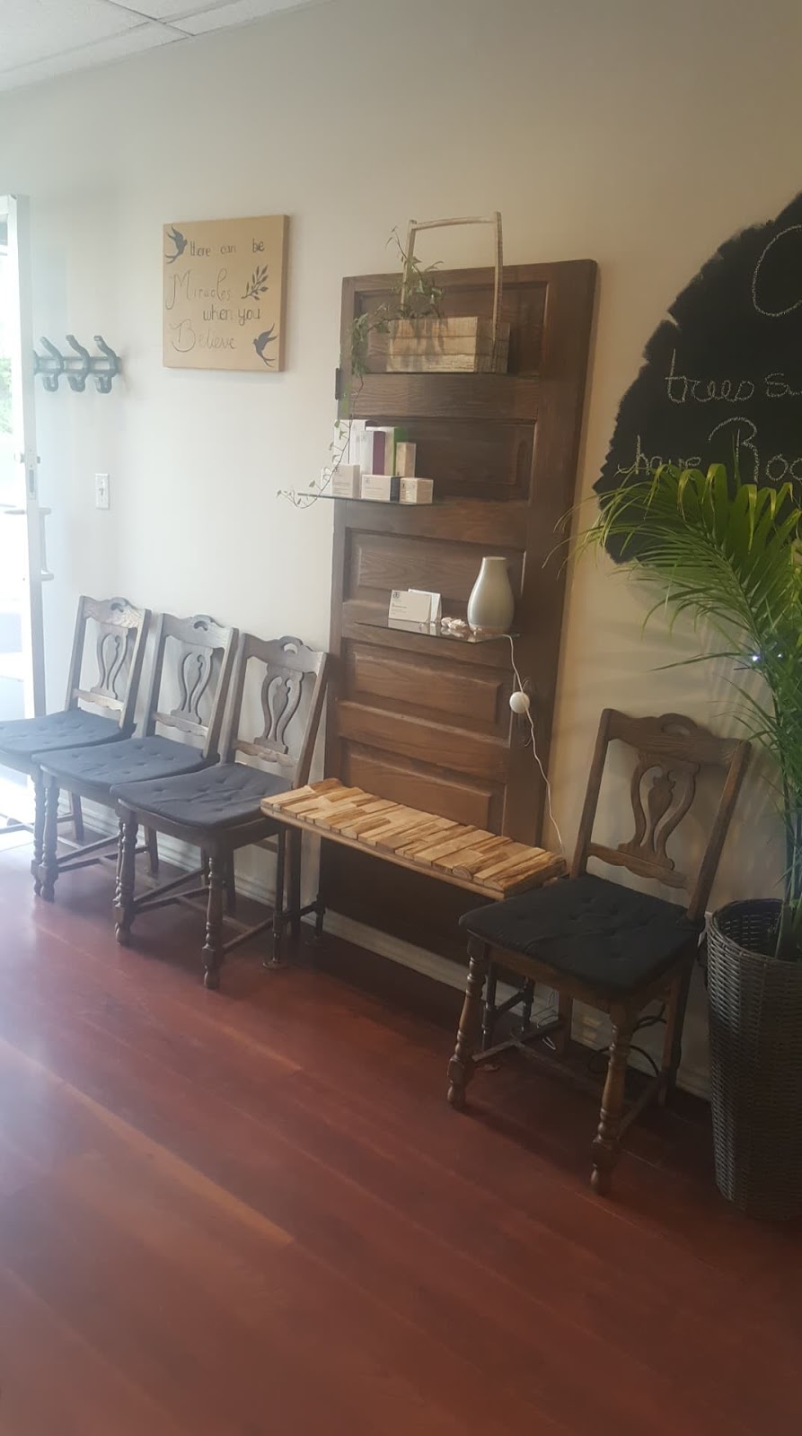 BELIVE HAIR BY JENN | 1415 Pelham St, Fonthill, ON L0S 1E0, Canada | Phone: (289) 700-9500