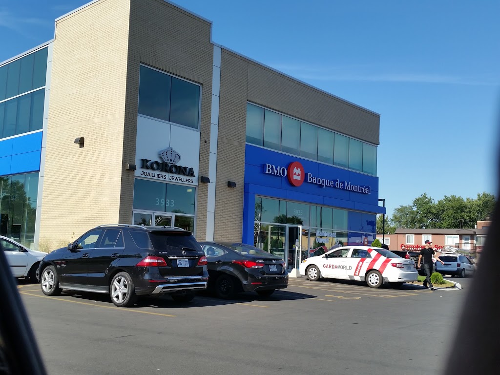 BMO Banque de Montréal | 3925 Boulevard Saint-Martin O, Laval, QC H7T 1B5, Canada | Phone: (450) 682-6383