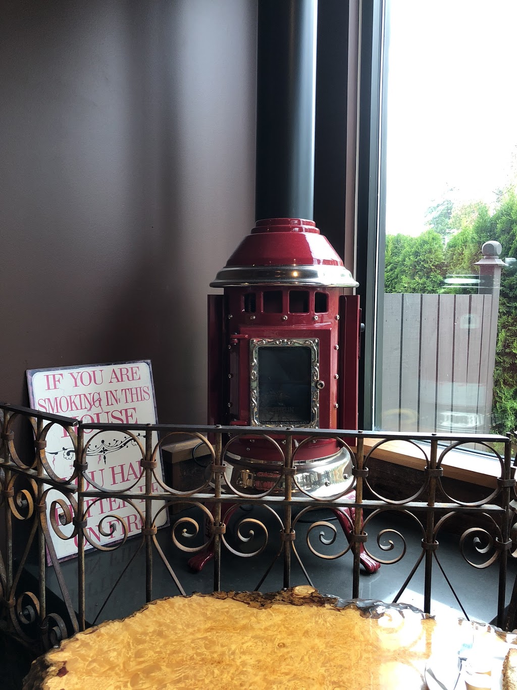 Wood N Frog Coffee Company | 5694 12 Ave, Delta, BC V4L 1C4, Canada | Phone: (778) 434-3330