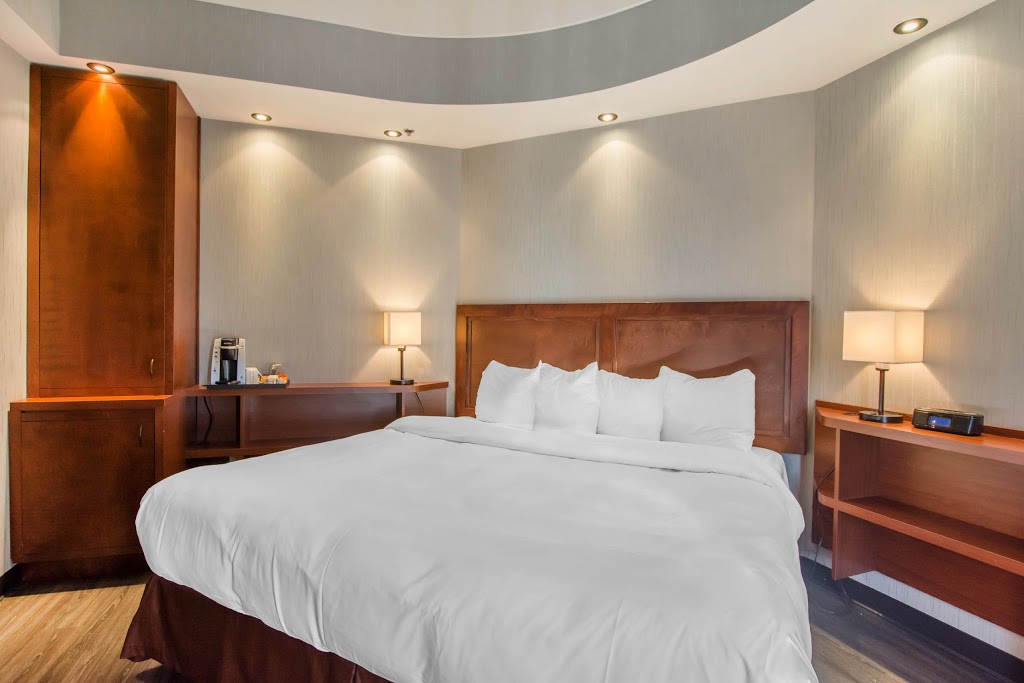 Quality Inn & Suites | 5800 Rue des Arpents, Lévis, QC G6V 0B5, Canada | Phone: (418) 833-1212