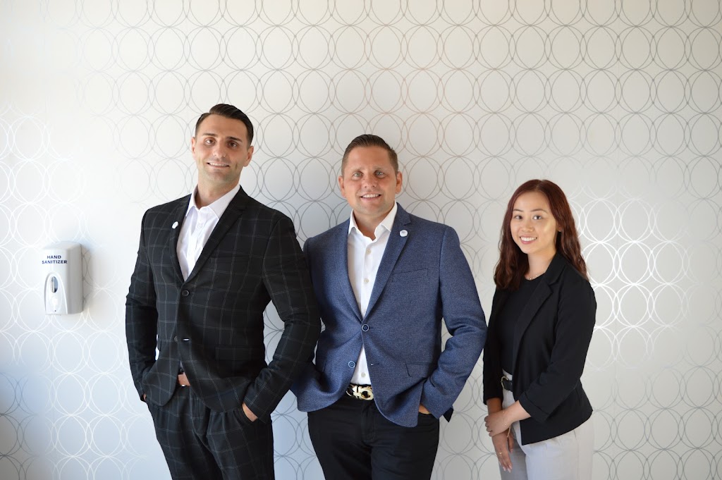 Michael Papis: RE/MAX PROFESSIONALS INC., BROKERAGE | 1 The East Mall Crescent Suite 301, Etobicoke, ON M9B 6G8, Canada | Phone: (647) 504-7937