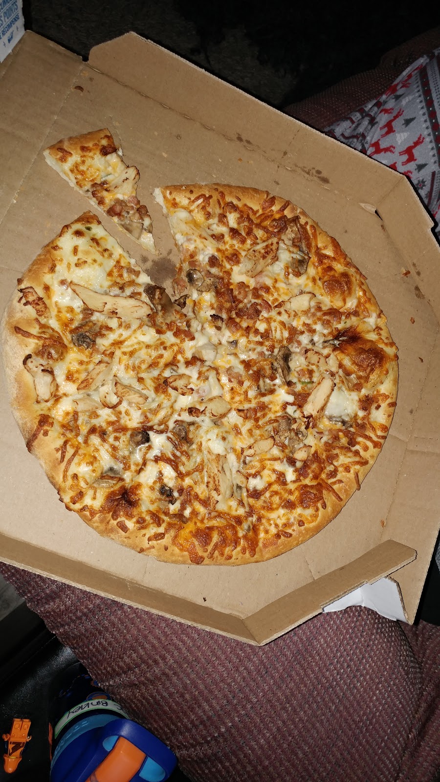 Dominos | 65 University Ave, Waterloo, ON N2J 2V9, Canada | Phone: (519) 888-9749