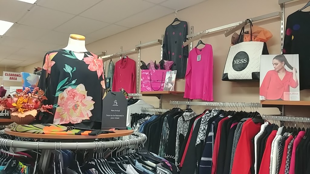 Emilias Boutique | 746 King St E, Cambridge, ON N3H 3N9, Canada | Phone: (519) 653-3247