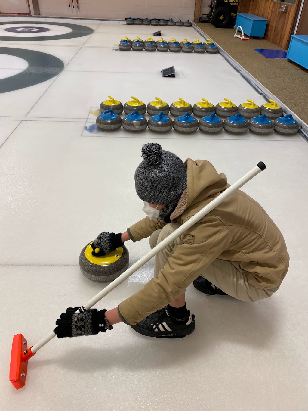 Howe Sound Curling Club | 2458 Mamquam Rd, Squamish, BC V8B 0H8, Canada | Phone: (604) 898-9521