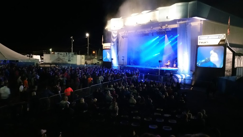 Centre des Loisirs | 113 Rue Saint-Charles, Sainte-Perpétue, QC J0C 1R0, Canada | Phone: (819) 336-6190