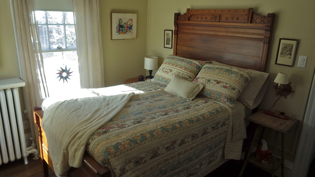 The Captains House Bed and Breakfast | 423 Hugel Avenue, Midland, ON L4R 1V2, Canada | Phone: (705) 245-3555