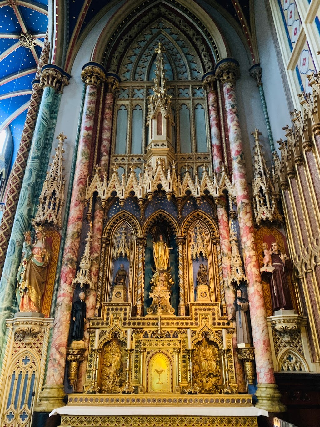 St. Elias Antiochian Orthodox Cathedral | St Elias Centre Conference and Banquet Facility, 750 Ridgewood Ave, Ottawa, ON K1V 6N1, Canada | Phone: (613) 738-2222