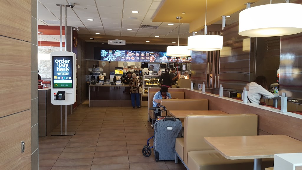 McDonalds | Town Centre, 31 Tapscott Rd, Scarborough, ON M1B 4Y7, Canada | Phone: (416) 754-8071
