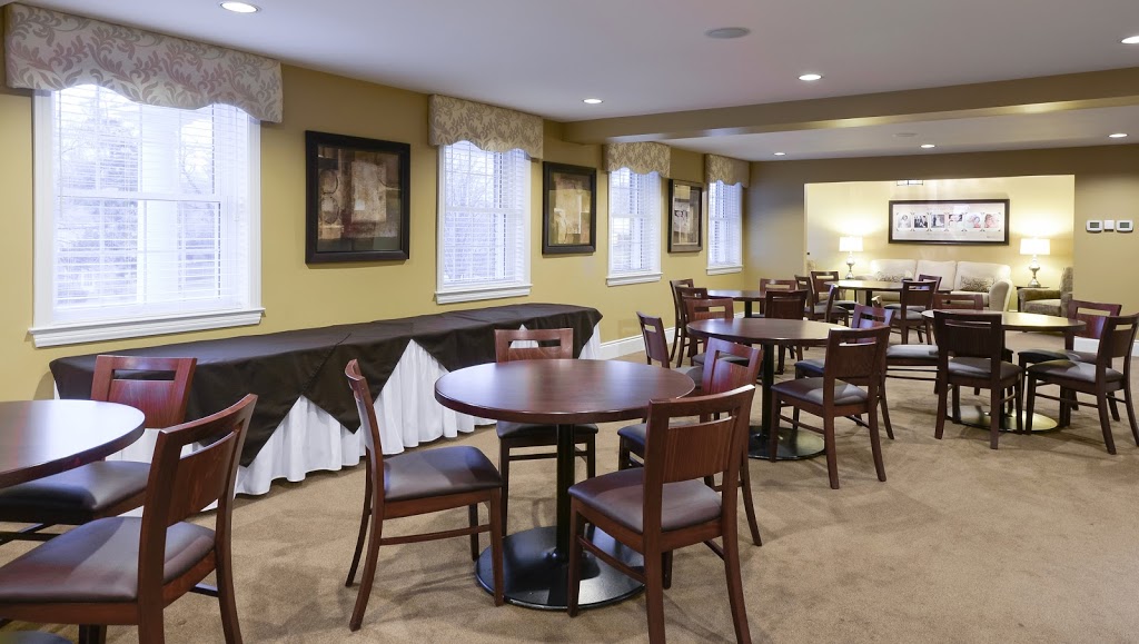 Dodsworth & Brown Funeral Home - Burlington Chapel | 2241 New St, Burlington, ON L7R 1J2, Canada | Phone: (905) 637-5233