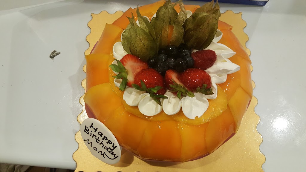 SnowBear Bakery | 6011 No 1 Rd, Richmond, BC V7C 1T4, Canada | Phone: (604) 276-2811